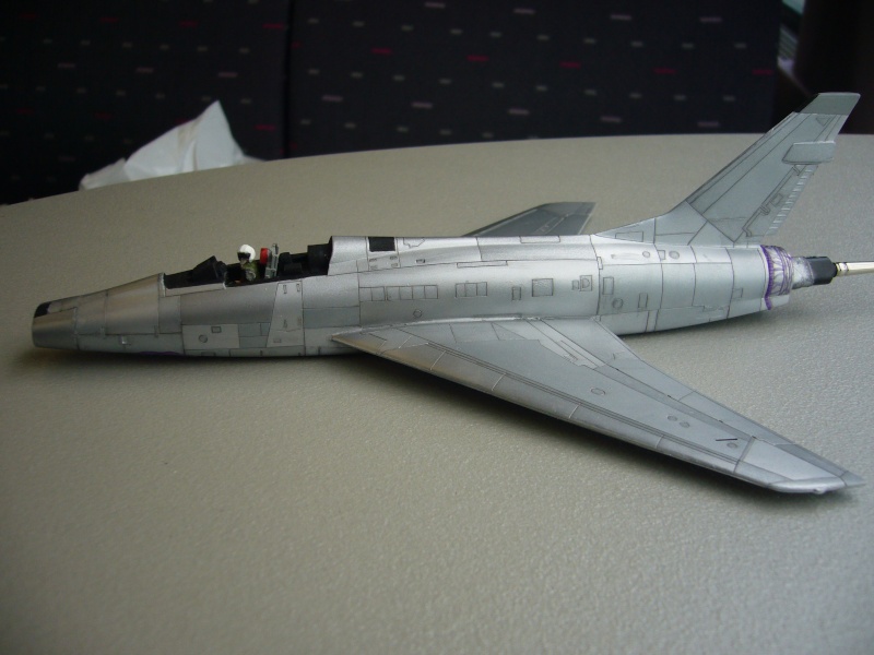 Montage F-100D Super Sabre 1/72 Italeri Version USAF 481TFS "Pretty Penny" P1070831
