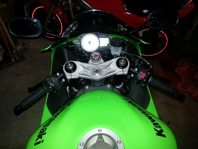 presentation de mon zx6r k8.  Vue_a_10