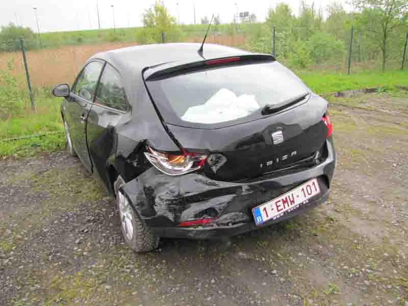 [ Seat Ibiza SC tdi an 2011 ] accidentée : réparation ou vente ? Img_4515