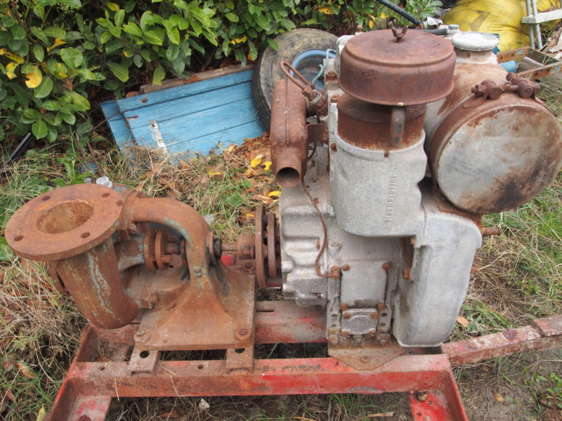 BERNARD - (vendu) moteur Bernard W62 et pompe Farget P1012211