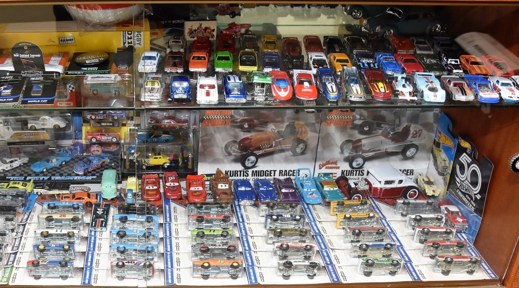 1:64 scale Diecast (Hot Wheels) - Page 2 Hot_wh10