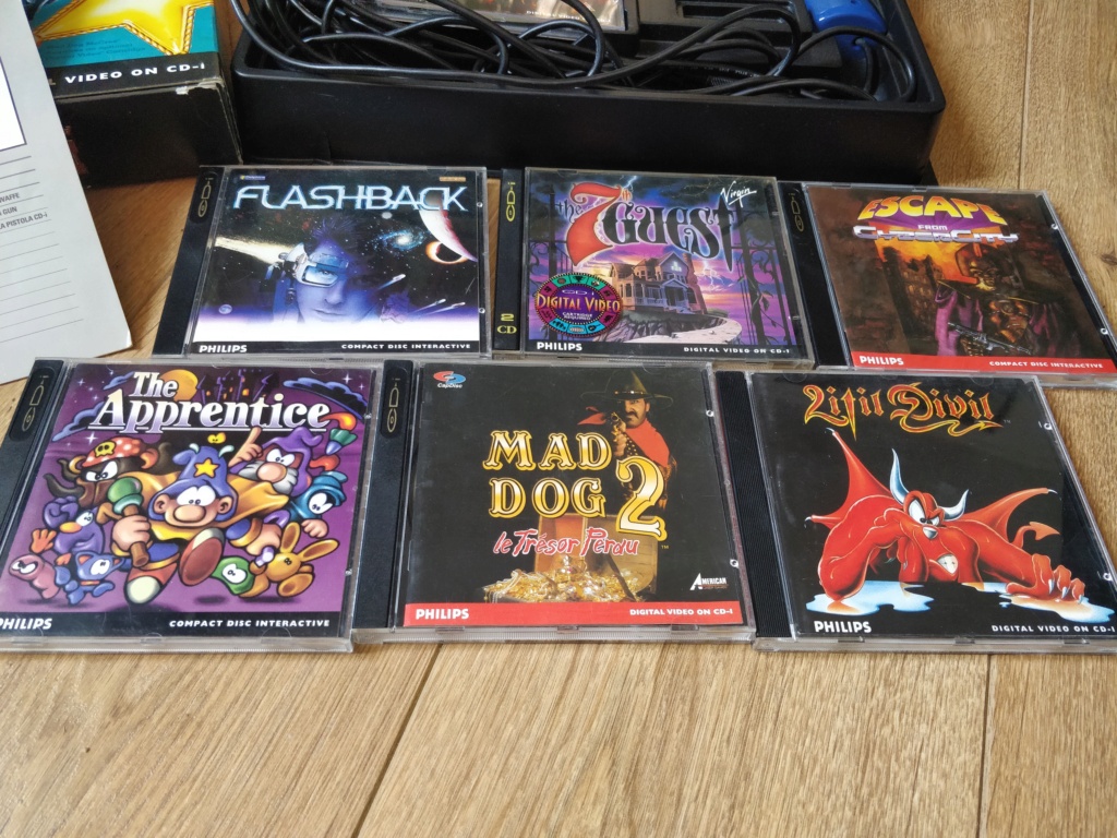 [VDS] Stick Arcade Namco/ Atari7800 / xb360 / CD-I / GG / GB / LaserDiscs Img_2443
