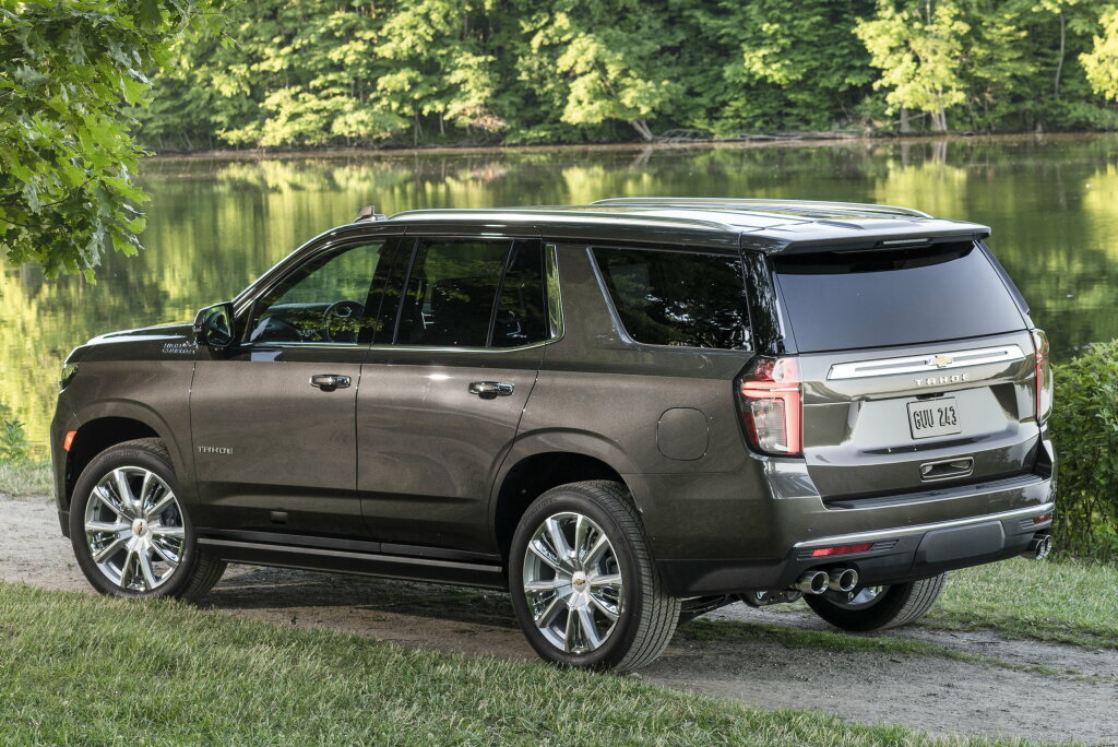 2019 - [Chevrolet/GMC] Tahoe / Suburban / Yukon - Page 2 Chevr100