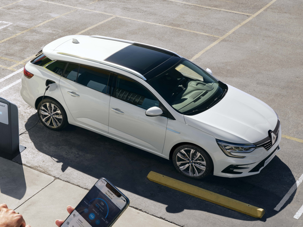 2019 - [Renault] Megane IV restylée  - Page 26 Renaul74