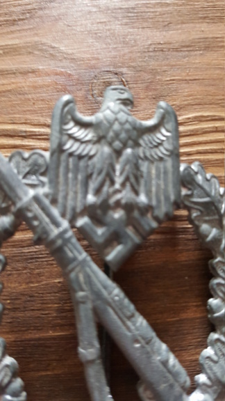 Croix de fer, insigne des blessés argent et insigne d'infanterie 20190324