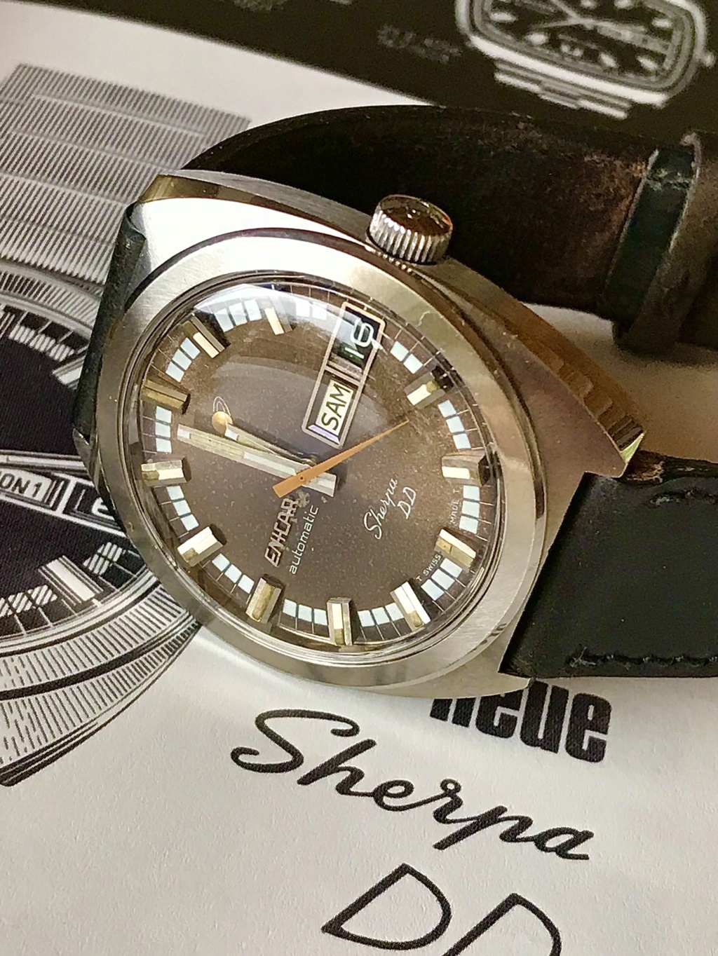 **** La montre du jour ! Vol. 42**** - Page 17 Dce4e610