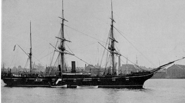 Duel entre le CSS ALABAMA et le USS KEARSAGE au large de CHERBOURG  19 JUIN 1864 - Page 2 Uss_ke10