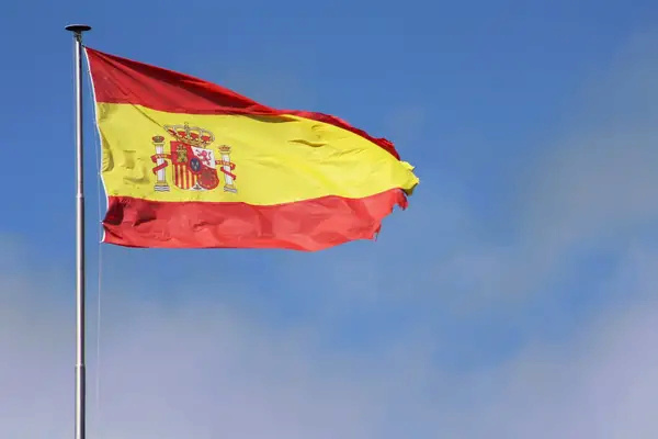 La bandera española cumple 175 años: esta es su historia Oiszj710