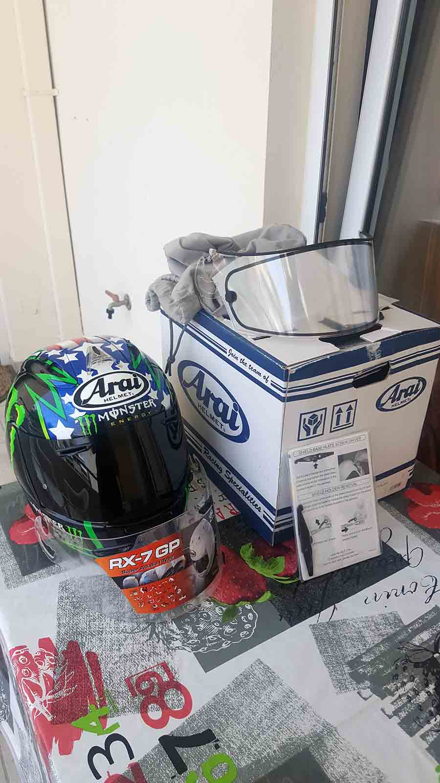 Πωλείται κράνος ARAI RX7GP Arai_r11