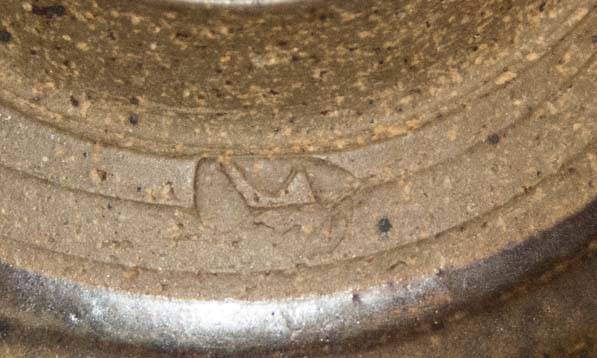 Pair of ceramic bowls - the stamp is quite difficult to read Bbowl118