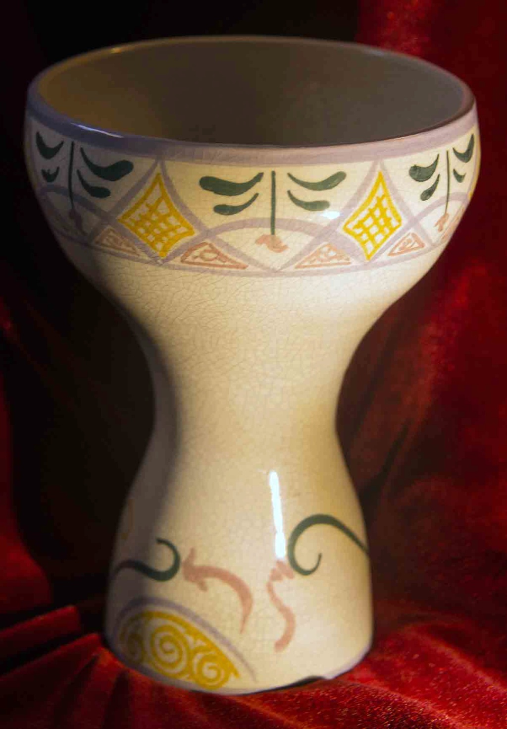 Decorative Bowl on a pedestal (?) Lines110