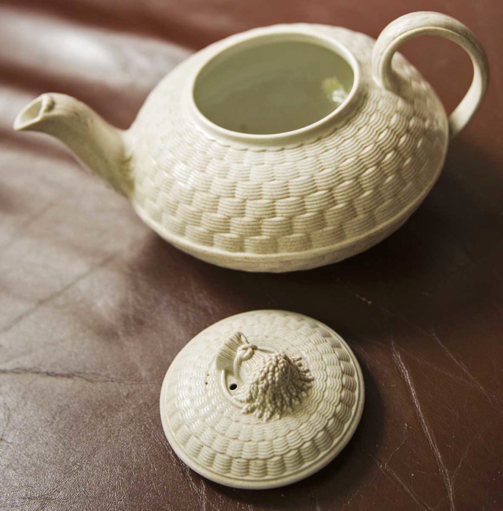 Small Ceramic Teapot - Numbered? Tpot2b10