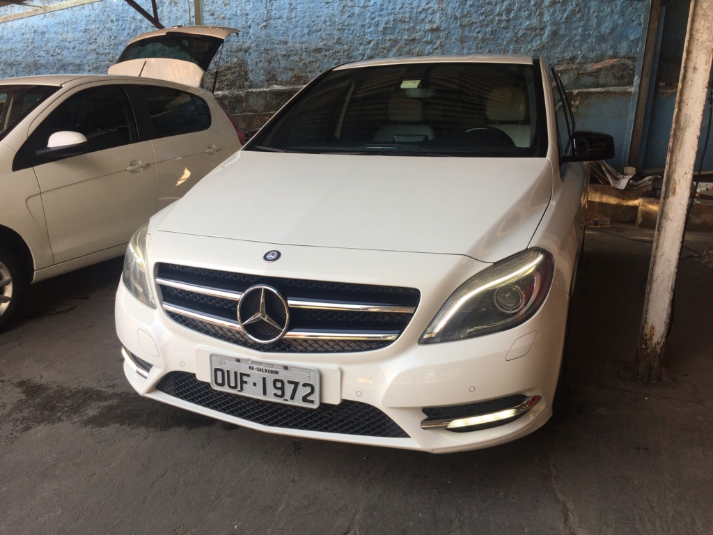 (W246): Classe B200 - é possível ativar as luzes DRL do para-choque e dos faróis em conjunto? Img_7210