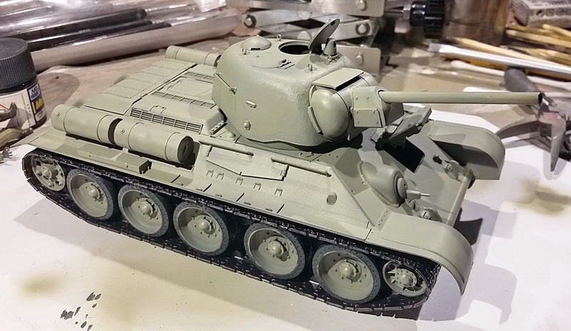 T34/76 au 1/35ème de Tamiya - Page 2 20200272