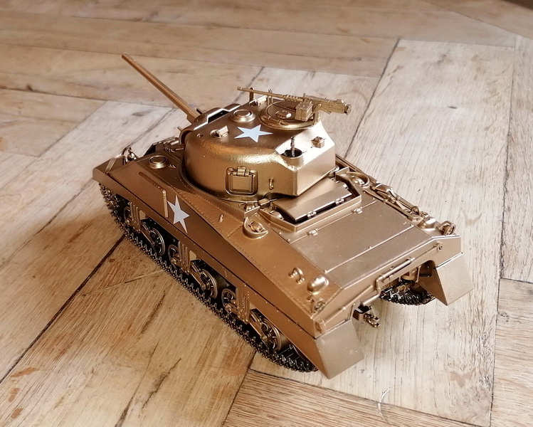 Sherman M4 Early production - 1/35ème - Tamiya Img_1311