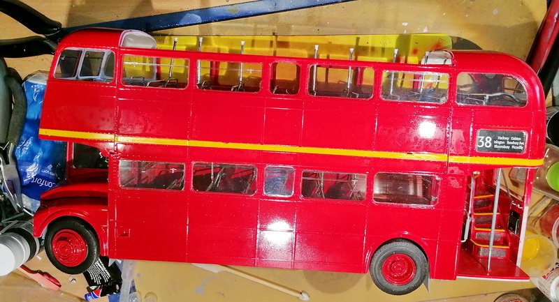 London Bus - 1/24ème - Revell - Page 3 Img_1411