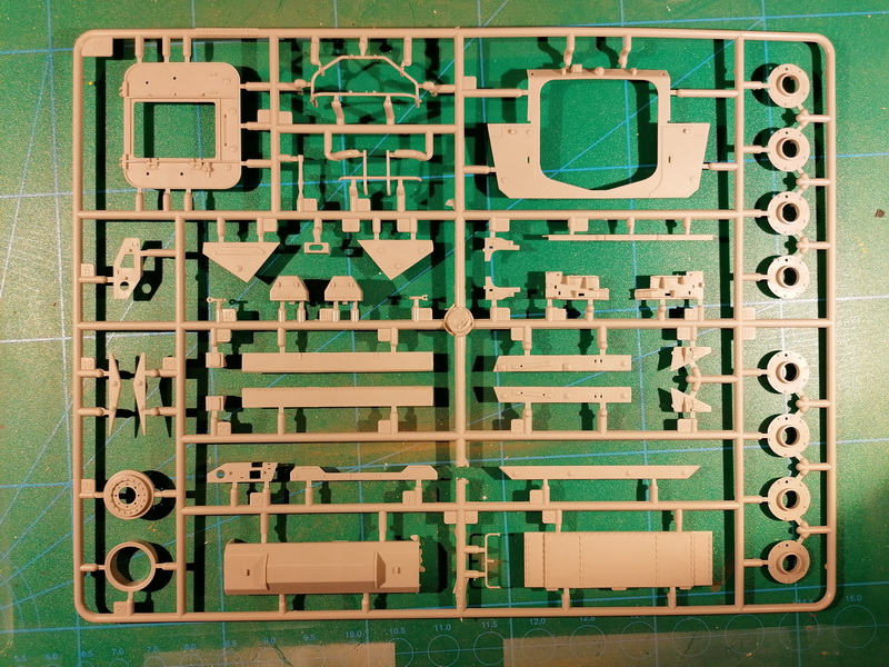 LAV-III - 1/35ème - Trumpeter Img_2502