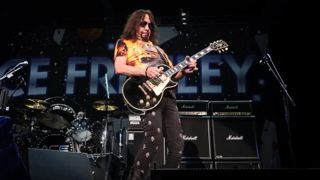 Ace Frehley News ! - Page 38 20211010