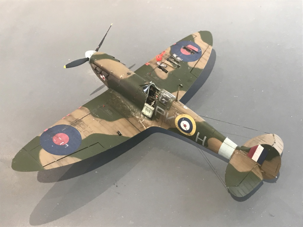 Eduard Spitfire MkII 1/48ème Img_3511