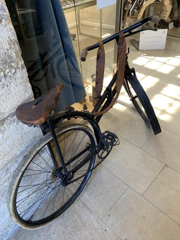 Un peu d’histoire : vélo pliant de type Gérard C18ba010