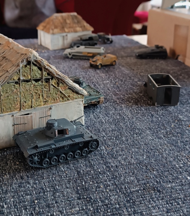 [DIORAMA] représentation d'un scéne en  Ukraine en 1941 Img_2025