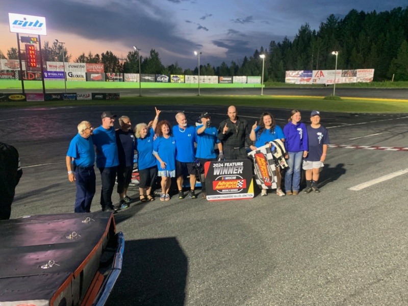 [Course 4] Nascar Vintage : Maxime Gagné remporte l'hommage à Jos Garage (13 juillet 2024) Thum1088