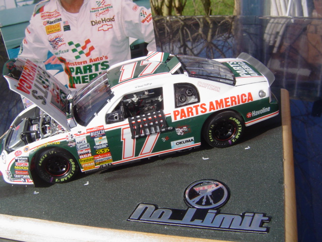 --NASCAR Monte carlo Darrell Waltrip 1997-- Dsc04010