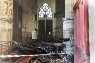Un an après l'incendie, l'orgue de Notre-Dame... Linter10