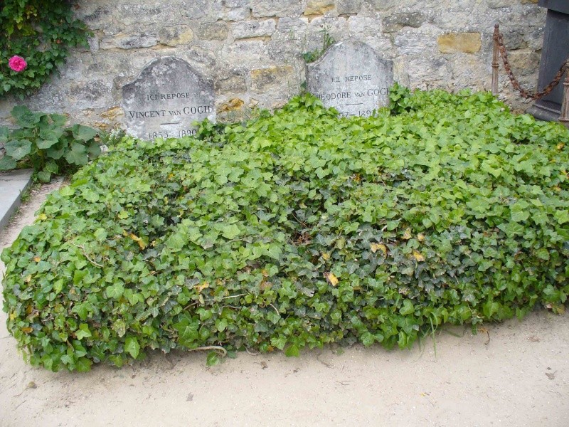 Sur les pas de Van Gogh à Auvers sur Oise Tombe10