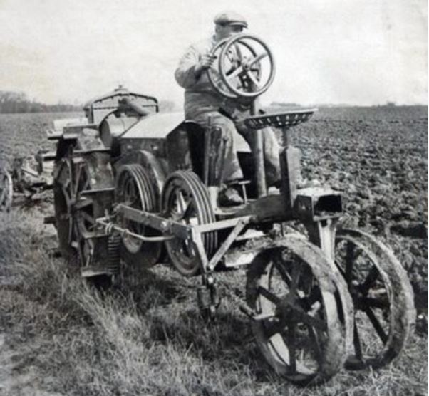 ARION tracteur/toueur de 1910   et FILTZ son successeur (1919) 023