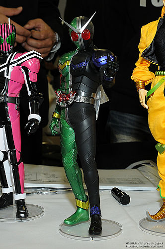 Kamen Rider - S.H. Figuarts (Bandai) - Page 6 Ap_20112