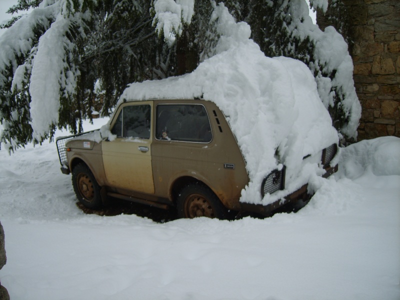 pneus qui vont bie pour la neige??? 03812