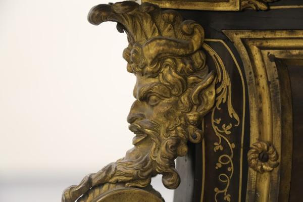 La restauration d’un bureau d’A-C Boulle au Louvre-Lens Detail10