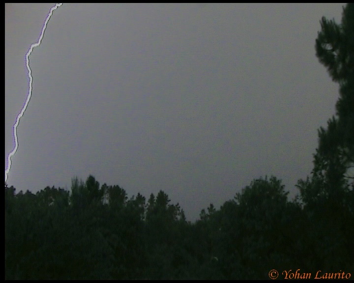 Orage du 1er juillet 2009 Vlcsna15