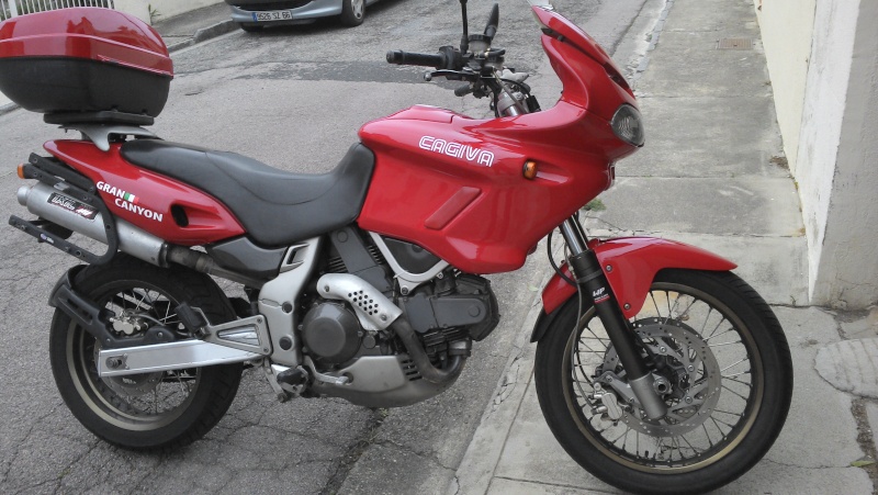 Cagiva Gran Canyon (moteur ducati) 00410