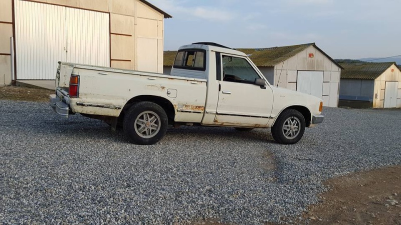 DATSUN PICK UP 720  2WD Version US 2.4L es de 1984  12802910