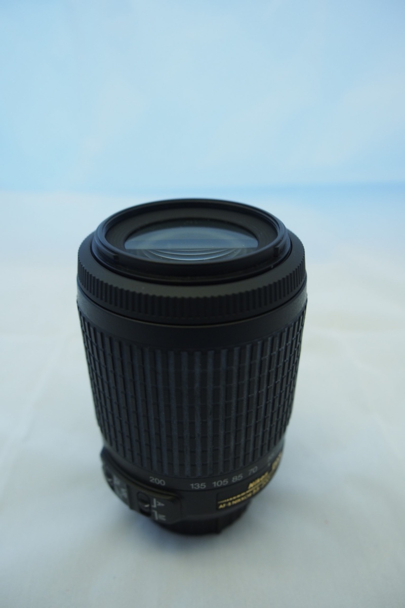 [VDS] Objectif Nikon DX Nikkor 55-200mm f4-5.6 ED VR P3170215