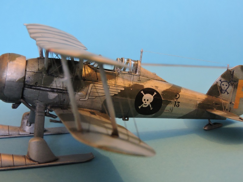 [Airfix] Gladiator en duo  - Page 4 Gloste24