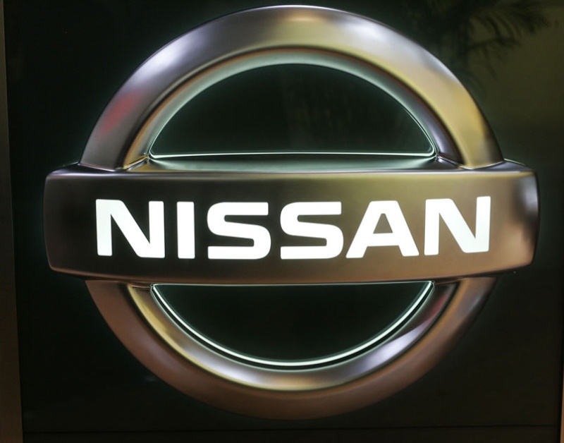 [Logo] Nissan Nissan10