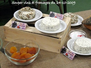 Souper vins et fromages ( avec photos) Img_1116