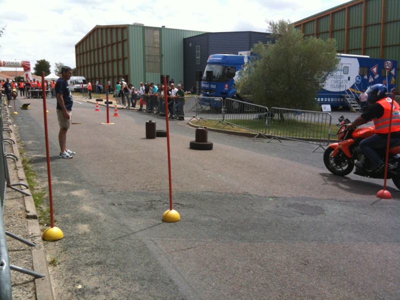[EVENEMENTS] WEEK END MOTO à St Florent Des Bois - Page 4 Img_0311
