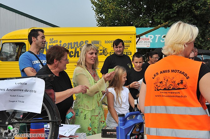 L.A.D.C. A LA BRADERIE 2009 DE ROOST-WARENDIN+GAGNANTE DU SOLEX... Ladc_b31