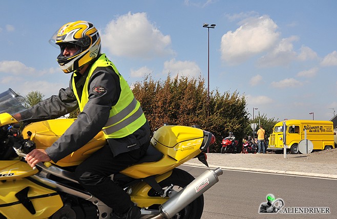 L.A.M. RECORD DU NOMBRE DE MOTOS LE 19.09.2009 Maria140