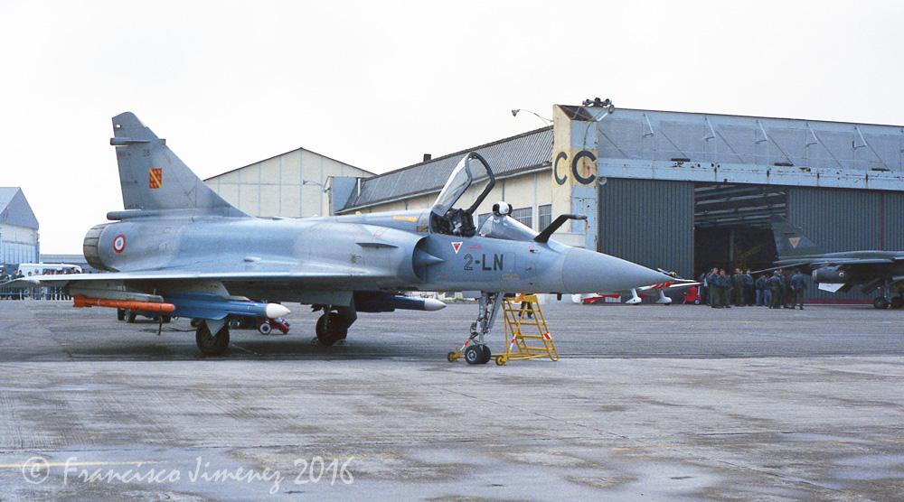 Mirage 2000.......série de 1111 à 1200  - Page 9 Img01210