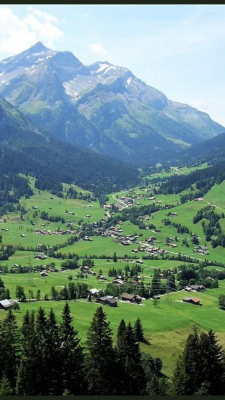 قرية gstaad هي احدى قري سويسرا الجمليه Img_2320