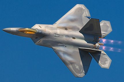 10 máy bay quân sự “siêu đắt” của Mỹ 912