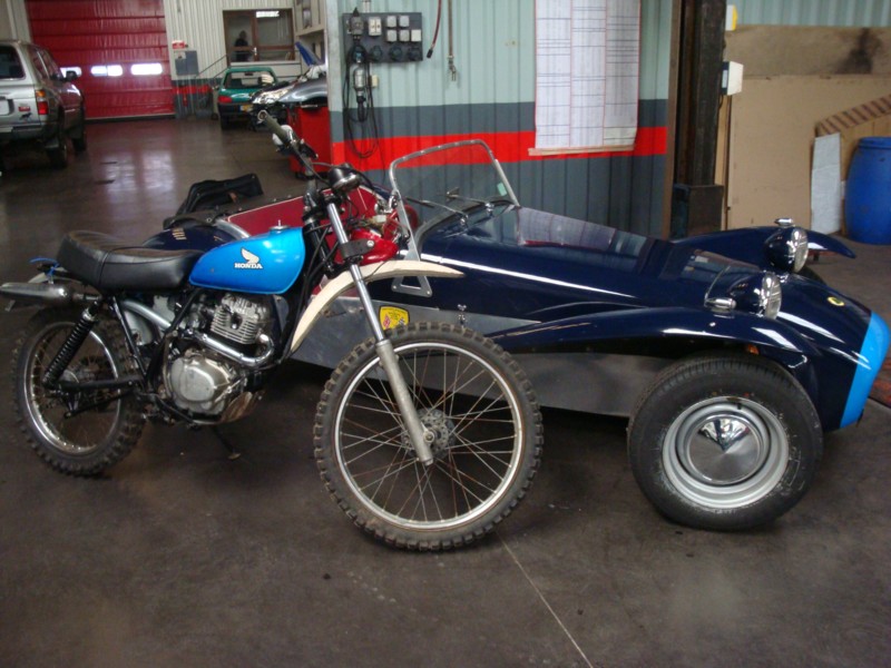 votre xl bien entouré (voiture,moto,trotinette ...etc)(2009) - Page 2 Dsc02110