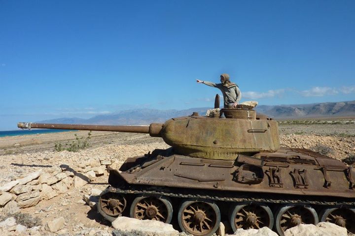 Apres guerre,le T-34 au combat Socotr11