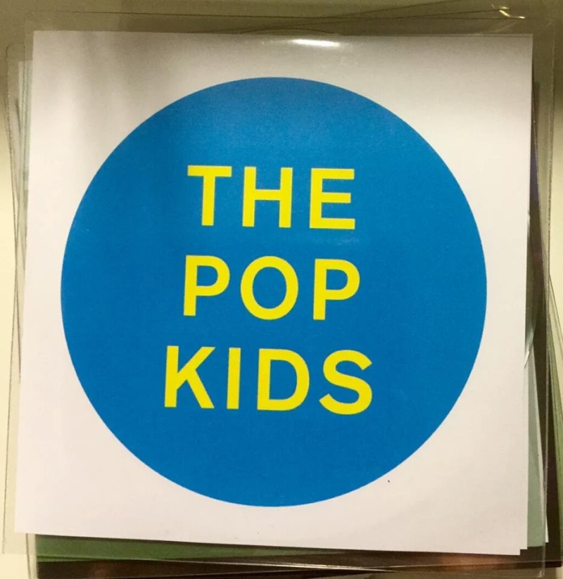 Nouveau Single "The Pop Kids" le 26 Février - Page 2 12744210