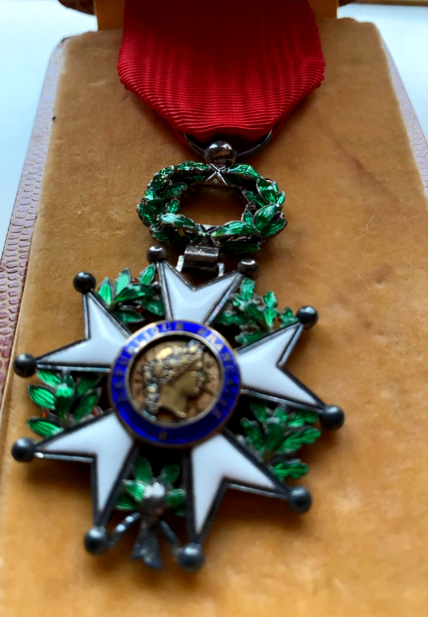Identification et estimation Légion d'Honneur et médailles Lh210